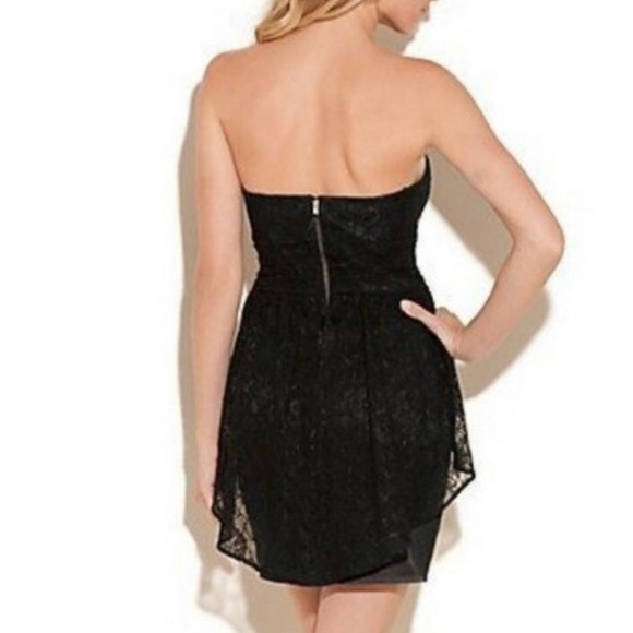 NWT GUESS Dakota Lace Peplum Strapless Mini Dress - Picture 2 of 10